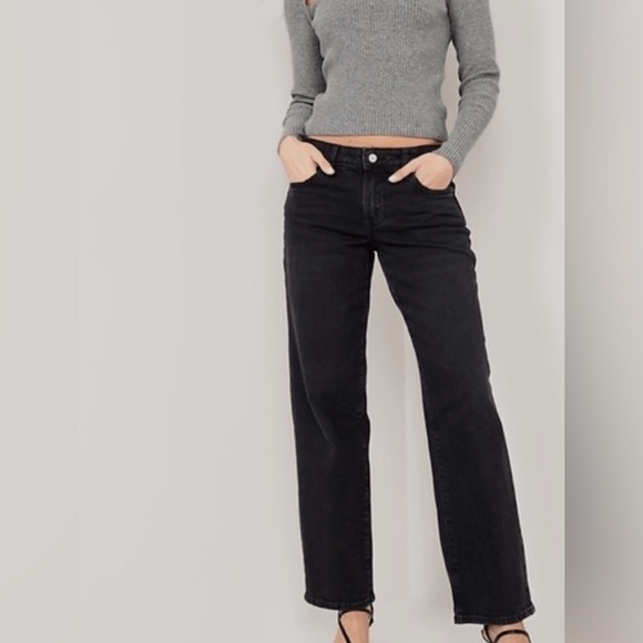 Old Navy Low Rise O.G. Loose Jeans - Picture 1 of 7